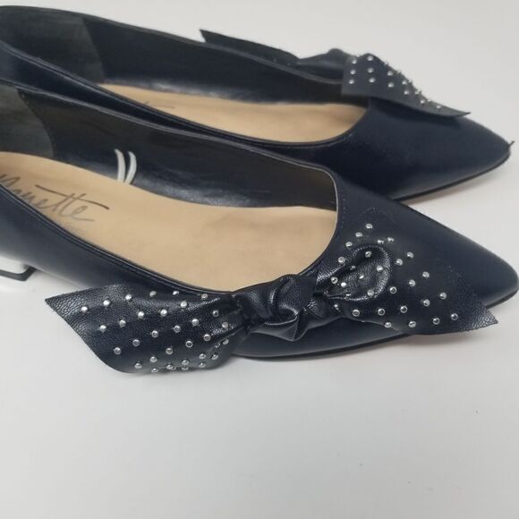 Annette Studio by Nanette Lepore. Cute flats with silver studded bow. - Picture 6 of 15